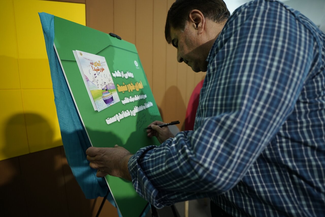 باید به سمت نشر کتاب الکترونیک و کتاب صوتی برویم