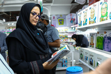 بازدید دبیرکل نهاد از غرفه ناشران در روز هفتم نمایشگاه کتاب