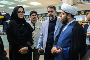 بازدید دبیرکل نهاد از غرفه ناشران در روز هفتم نمایشگاه کتاب