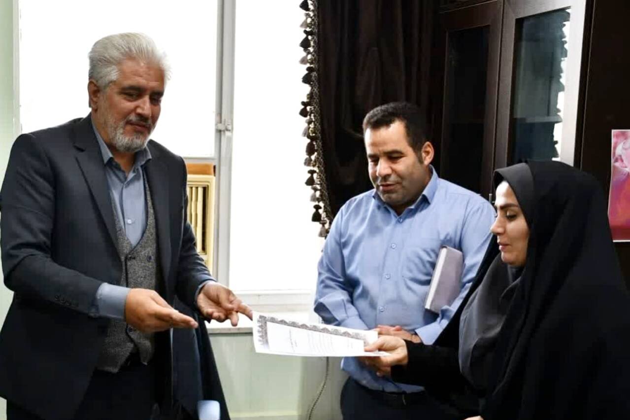 برنامه‌ریزی برای توسعه زیرساخت کتابخانه‌ای در دوزین و صفی‌آباد