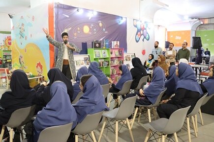 سفر به سرزمین کتاب؛ جایی میان خیال و واقعیت