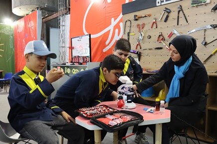 سفر به سرزمین کتاب؛ جایی میان خیال و واقعیت