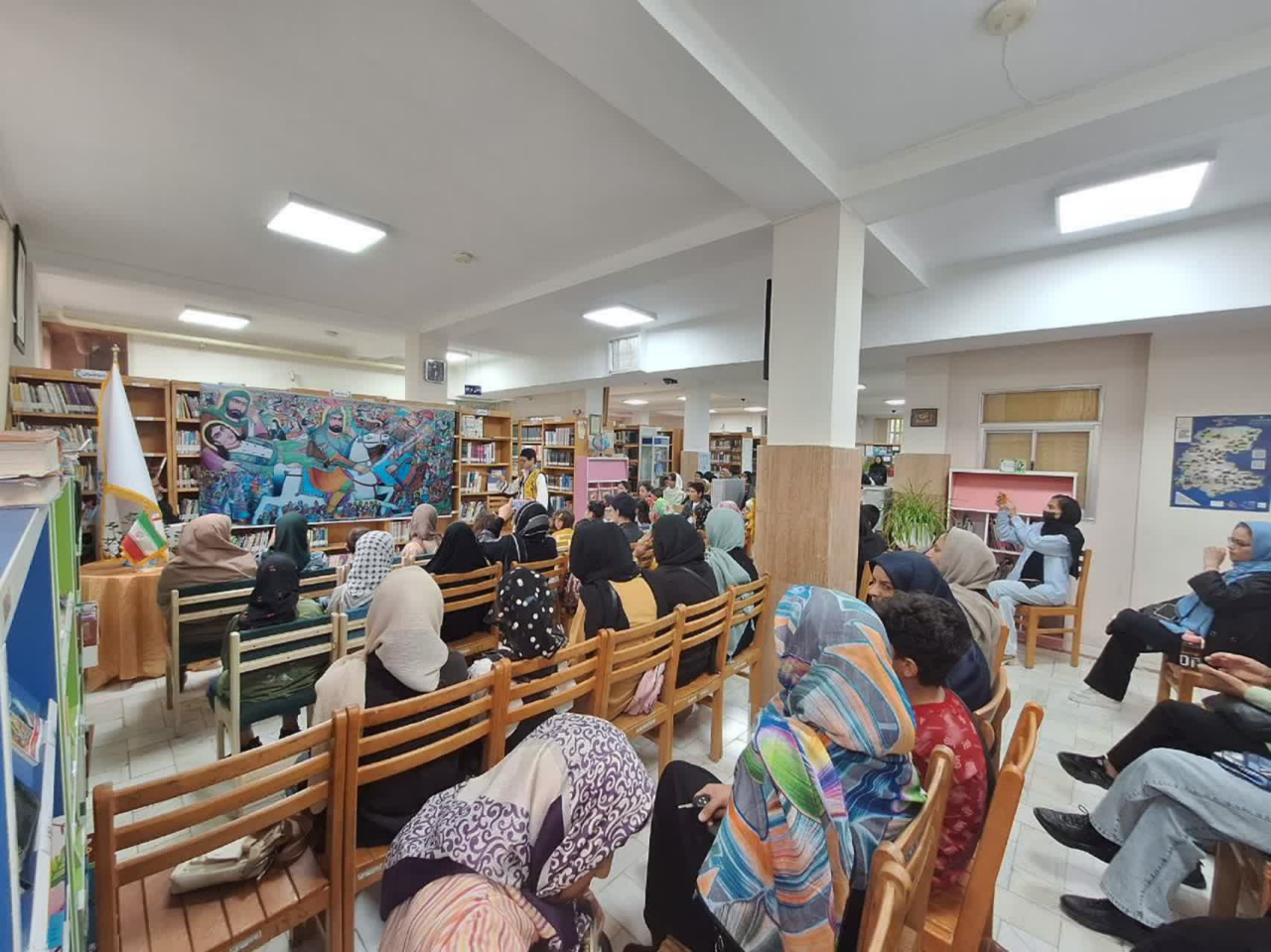 پاسداشت زبان و ادبیات فارسی در کتابخانههای عمومی استان مرکزی