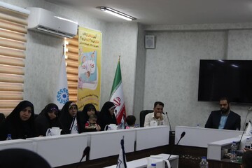 رونمایی کتاب اصفهان