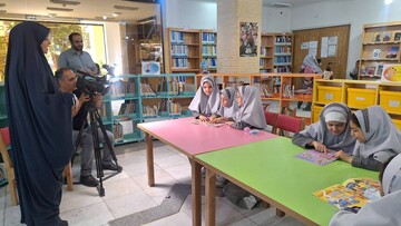 رونمایی کتاب اصفهان