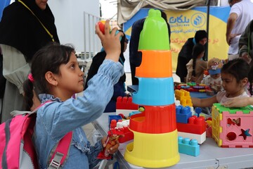 مروری بر فعالیت های کتابخانه سیار در سی و ششمین نمایشگاه بین المللی کتاب تهران