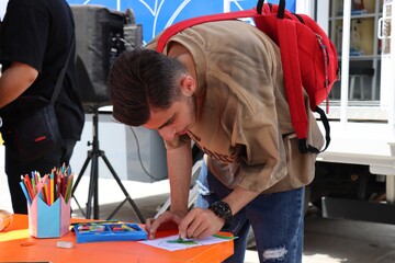 مروری بر فعالیت های کتابخانه سیار در سی و ششمین نمایشگاه بین المللی کتاب تهران