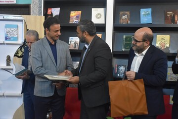 نشست گعده امین فارس