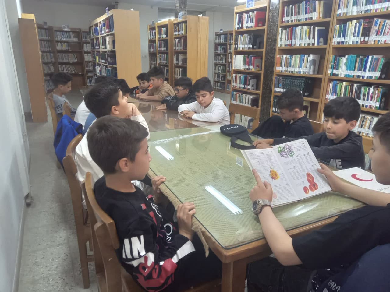 فصل شکوفه‌های دانایی؛ روایت اردیبهشتی کتابخانه‌های عمومی استان مرکزی