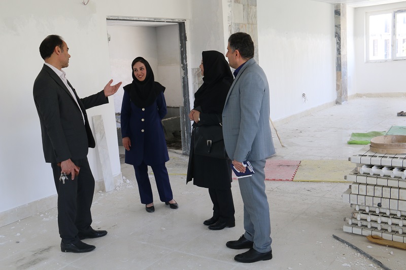 دیدار مدیرکل کتابخانه های عمومی کردستان با فرماندار بیجار