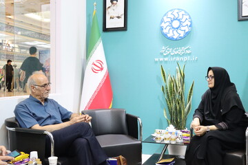 فریدون عموزاده خلیلی