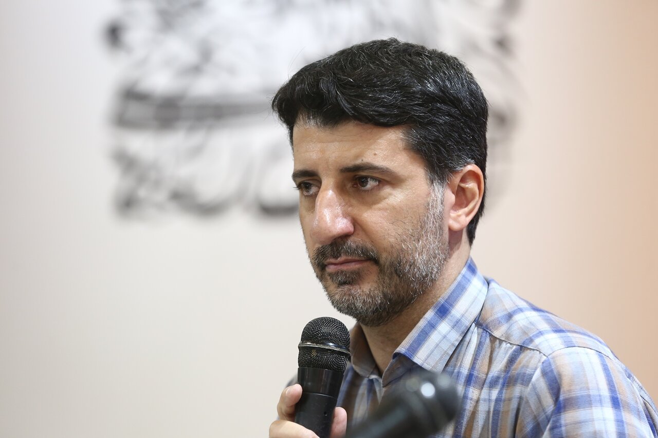 این کتاب، راوی بحران در دل بحران است