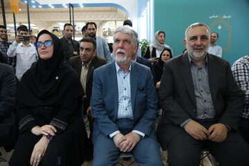 دکتر صالحی وزیر و دکتر جوادی معاون فرهنگی وزارت فرهنگ و ارشاد اسلامی