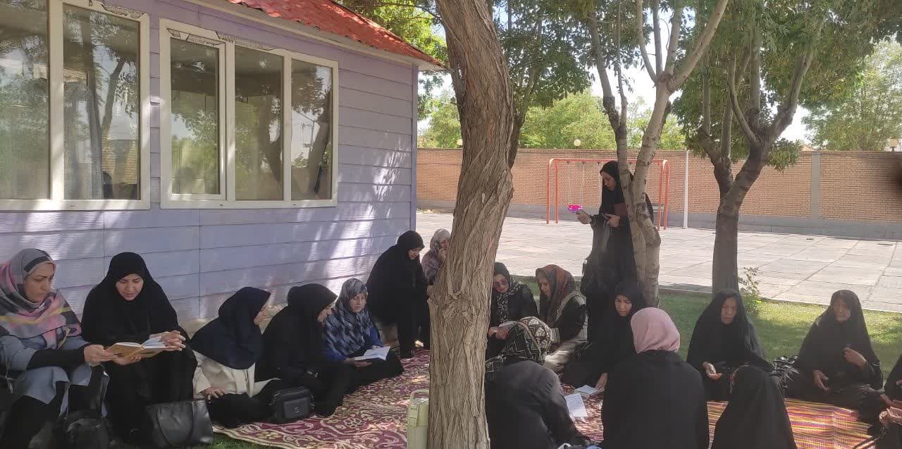 کتابخانه‌های عمومی استان مرکزی، میزبان آیین‌های بزرگداشت شهدای خدمت