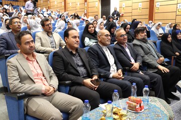 آیین اختتامیه دومین دوره زنگ کتابخوانی یار مهربان در یزد برگزار شد