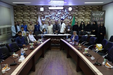 شب شعر «شهدای خدمت» در بوشهر برگزار شد