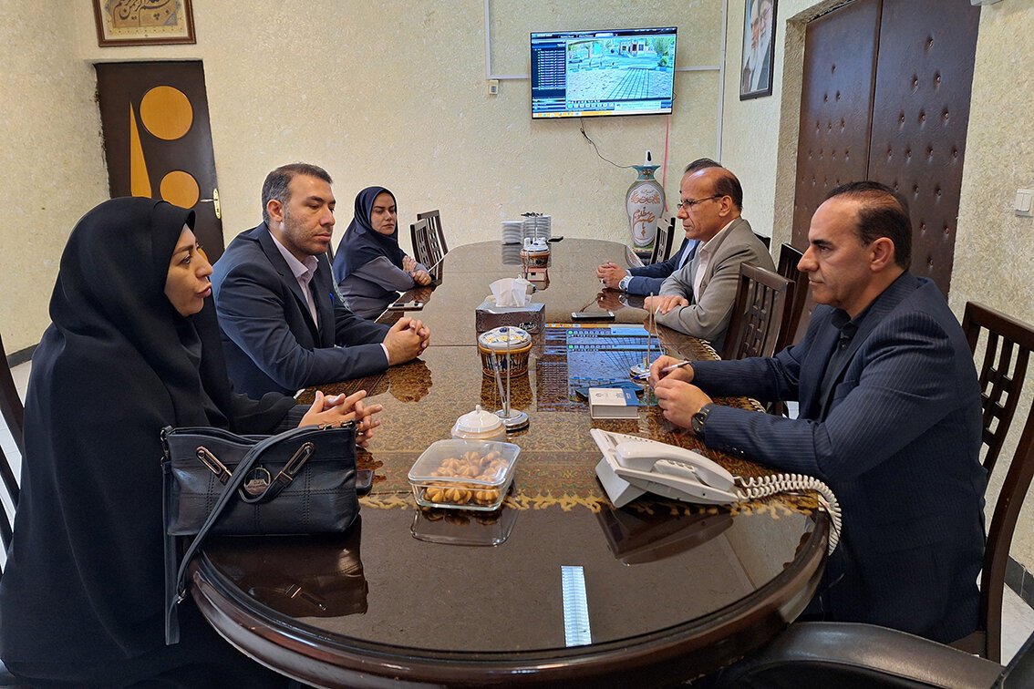 فضای کتابخانه، برای انجام آموزشهای فنی و حرفهای مناسب است