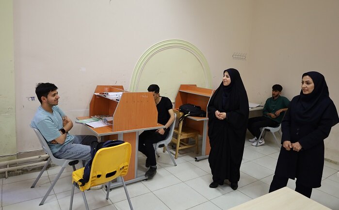 بازدید مدیرکل کتابخانه‌های عمومی آذربایجان غربی از کتابخانه‌های عمومی شهرستان تکاب
