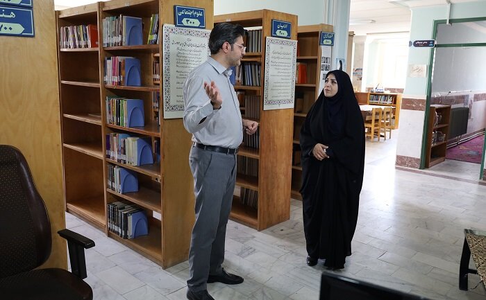 بازدید مدیرکل کتابخانه‌های عمومی آذربایجان غربی از کتابخانه‌های عمومی شهرستان تکاب