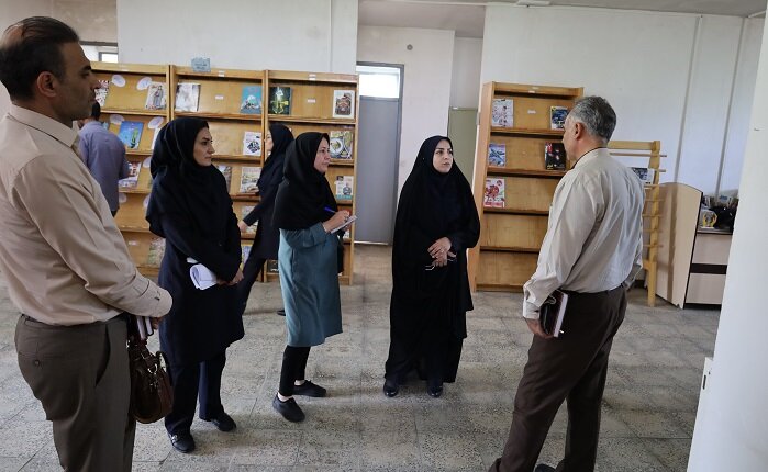 بازدید مدیرکل کتابخانه‌های عمومی آذربایجان غربی از کتابخانه‌های عمومی شهرستان تکاب