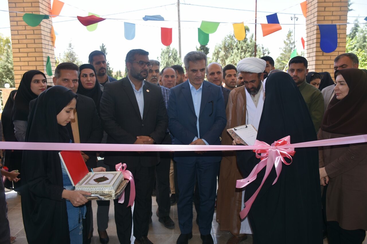 کتابخانه عمومی روشنا در شهر داریون افتتاح شد