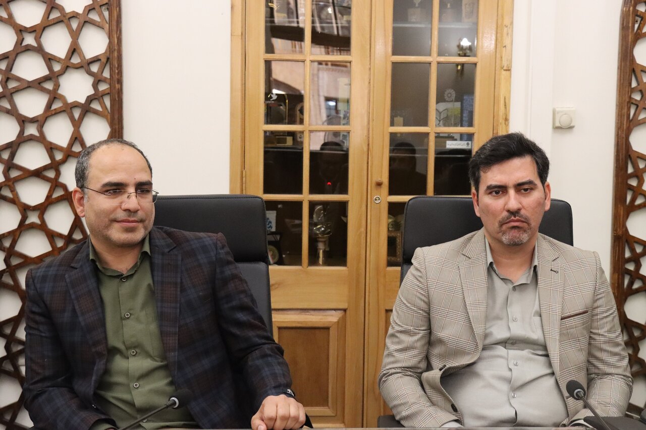 رحمان ابراهیمی مدیرکل توسعه کتابخانه‌ها و اصغر گودرزی مشاور دبیرکل در امور مشارکت‌ها و خیرین شد