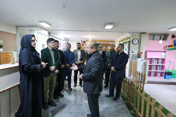 بازدید دبیرکل نهاد از کتابخانه عمومی آیت الله اراکی شهر اراک