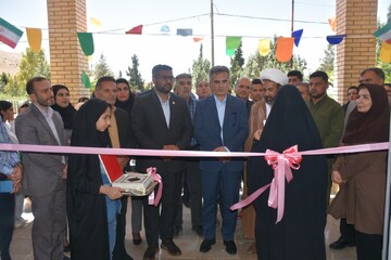 افتتاح کتابخانه عمومی «روشنا» در شهر داریون