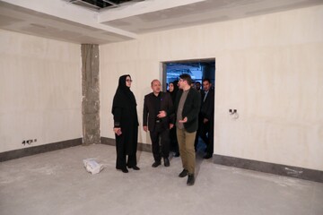 بازدید دبیرکل نهاد از کتابخانه مرکزی اراک