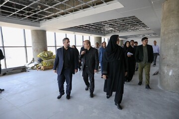 بازدید دبیرکل نهاد از کتابخانه مرکزی اراک