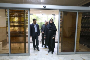 بازدید دبیرکل نهاد از کتابخانه حجت الاسلام میرجعفری