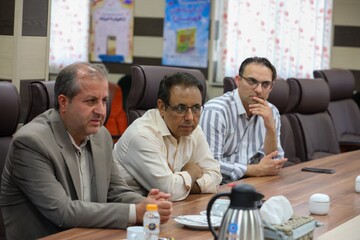 نشست صمیمی دبیرکل نهاد با کتابداران استان مرکزی