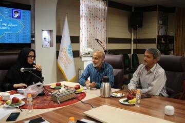 نشست صمیمی دبیرکل نهاد با کتابداران استان مرکزی