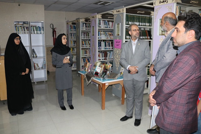 تفاهمنامه همکاری کتابخانههای عمومی استان سمنان با بنیاد نخبگان