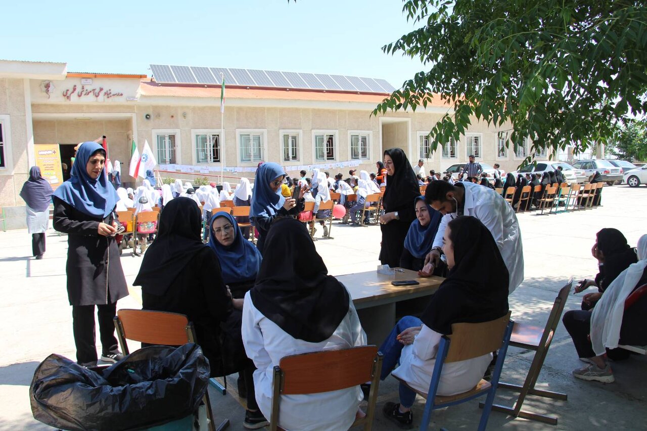 «مثبت کتابخووون» در مدرسه رودکی روستای کماسی برگزار شد