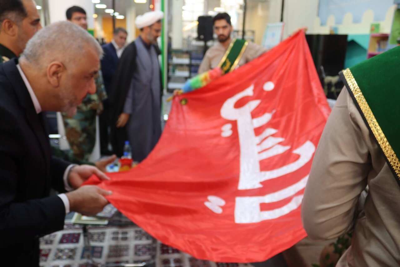 ویژهبرنامه «خاک سرخ» در لرستان برگزار شد