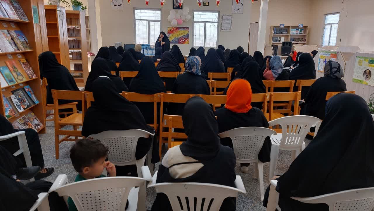 برنامه‌های فرهنگی و آموزشی در کتابخانه‌های استان مرکزی برگزار شد