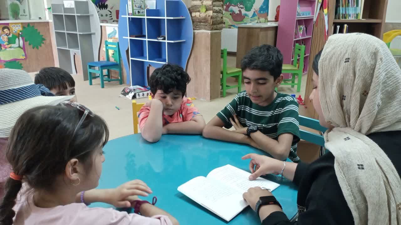 برنامههای فرهنگی و آموزشی در کتابخانههای استان مرکزی برگزار شد