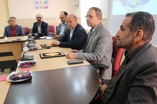 تفاهمنامه همکاری اداره کل کتابخانههای عمومی و دانشگاه سمنان امضا شد