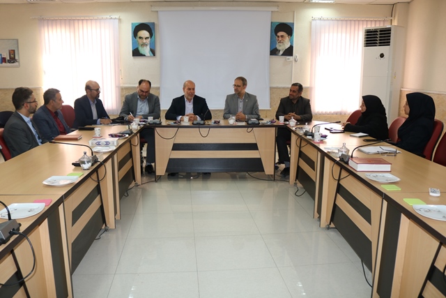 تفاهمنامه همکاری اداره کل کتابخانههای عمومی و دانشگاه سمنان امضا شد