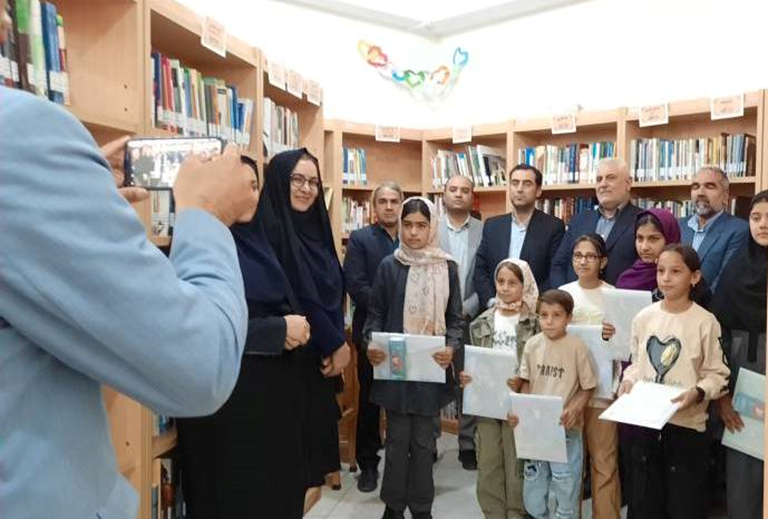 نخستین جلسه انجمن کتابخانههای عمومی شهرستان تایباد به ریاست فرماندار شهرستان، برگزار شد