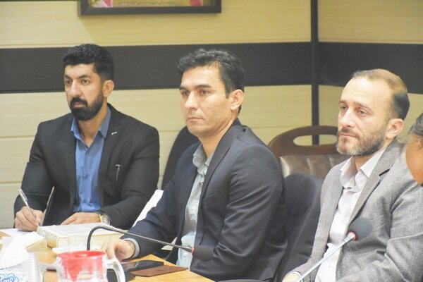 جلسه انجمن مشترک کتابخانه های عمومی شهرستان استهبان برگزار شد