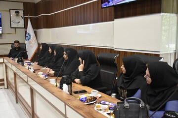 نشست کتاب خوان تخصصی با محوریت کتاب «روح الله» در تبریز