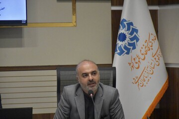 نشست کتاب خوان تخصصی با محوریت کتاب «روح الله» در تبریز