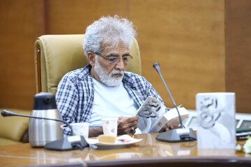 بهروز افخمی-نشست«روح‌الله در آئینه تقریظ» در کتابخانه مرکزی پارک شهر