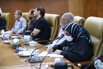 نشست«روح‌الله در آئینه تقریظ» در کتابخانه مرکزی پارک شهر