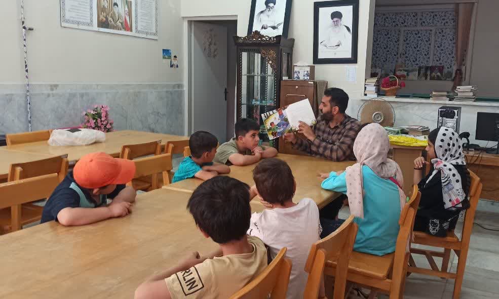 «خط به خط با روحالله» در کتابخانههای عمومی دیار آفتاب