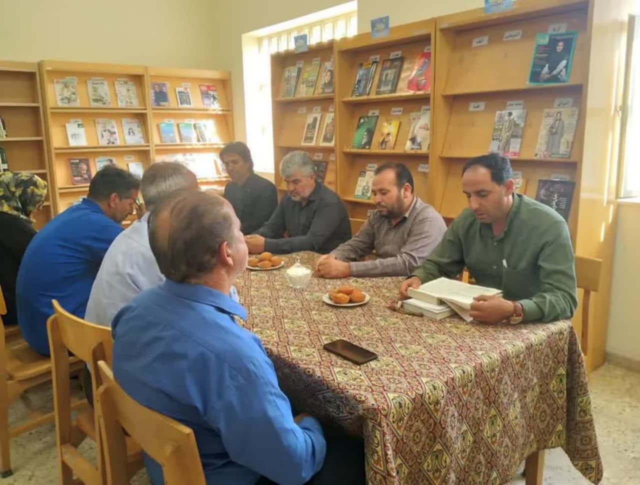 «خط به خط با روحالله» در کتابخانههای عمومی دیار آفتاب