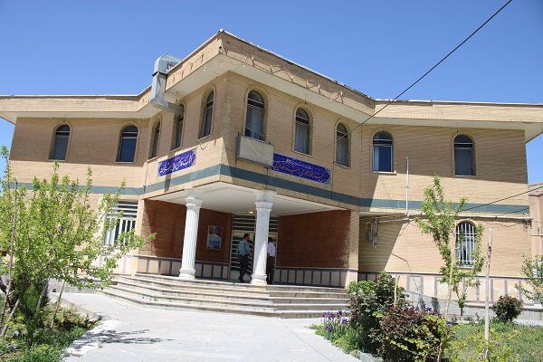 تحول زیرساختهای کتابخانههای عمومی شهرستان کیار در سال ۱۴۰۴