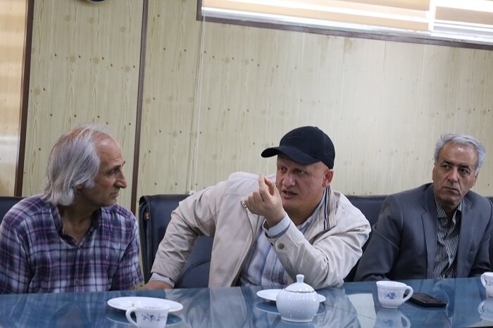 اولین جلسه انجمن کتابخانههای عمومی شهرستان تکاب برگزار شد